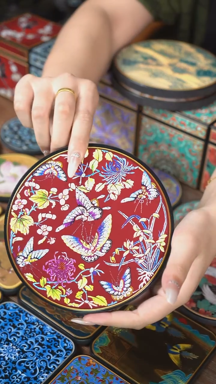 壹藏贰宝花花蝴蝶图案大垫子一片