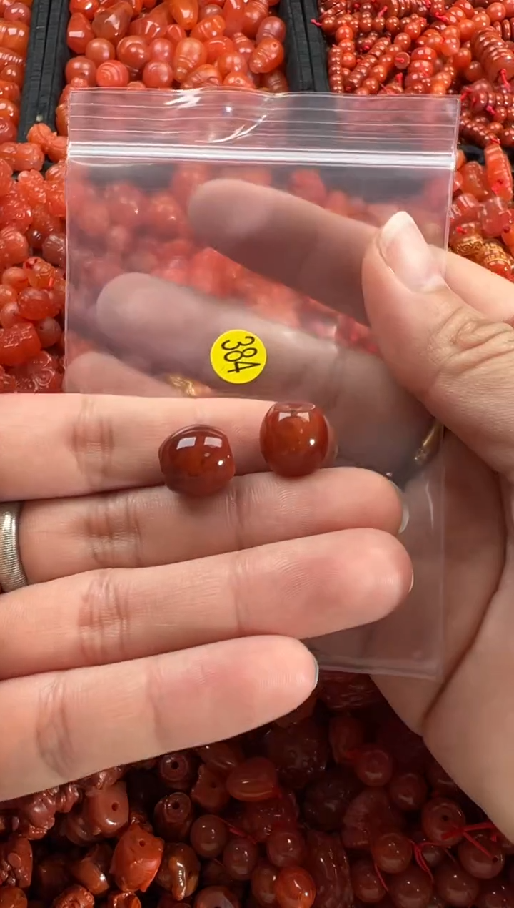 【闪购商品】南红玛瑙颈饰未镶嵌1