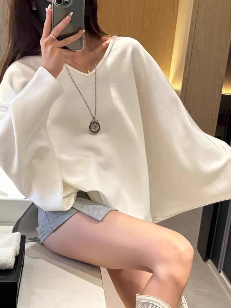 纯色慵懒风蝙蝠袖休闲常规款卫衣常规失序混搭风圆领