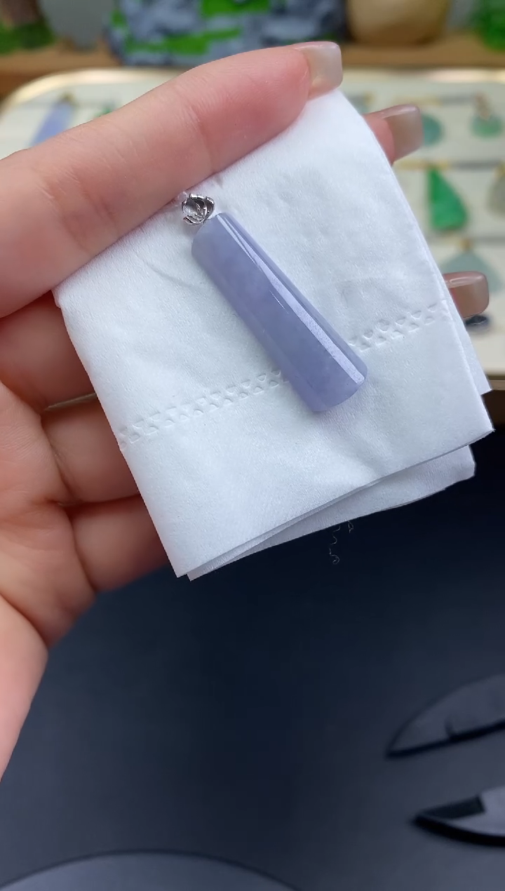 吊坠(不含链)18K金镶嵌翡翠无事柱18K金扣镶嵌@@CMT