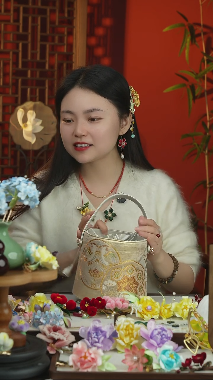 刺绣闪购纯手工非遗国风饰品