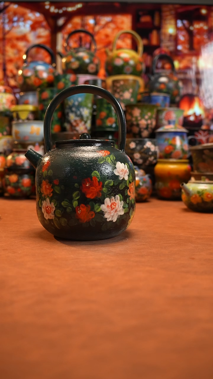 油画   釉下彩  壶