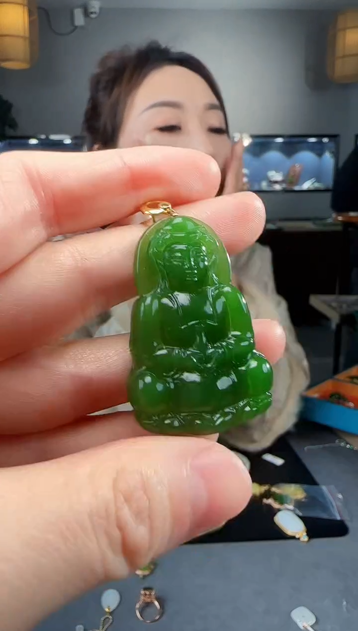 【闪购商品】和田玉吊坠(不含链)18K金镶嵌1