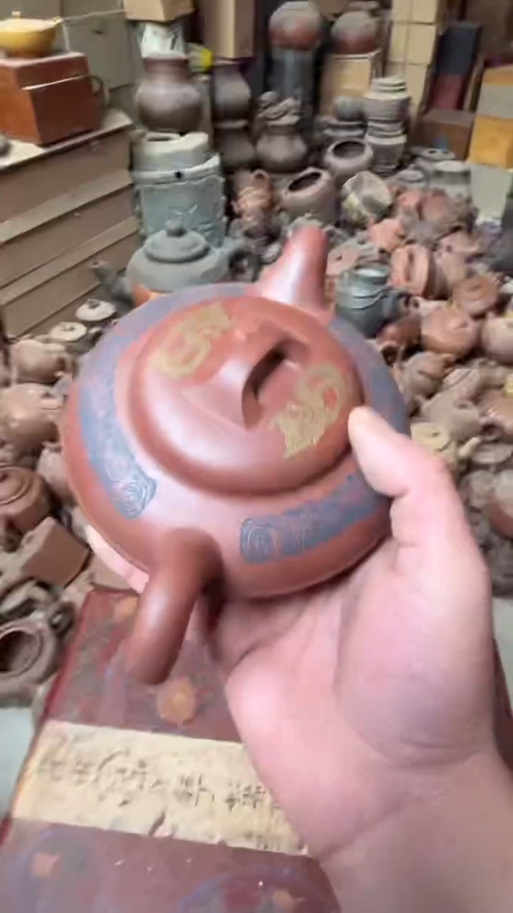 【闪购商品】黄龙山原矿全手紫砂壶