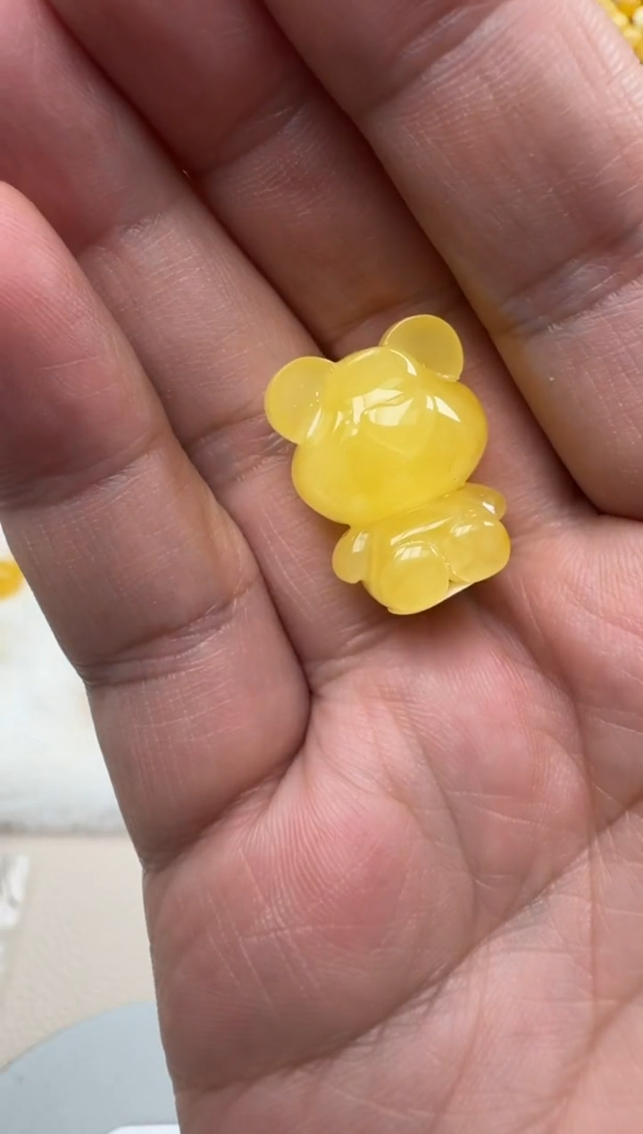 琥珀未镶嵌珠宝奇石小熊HZ239