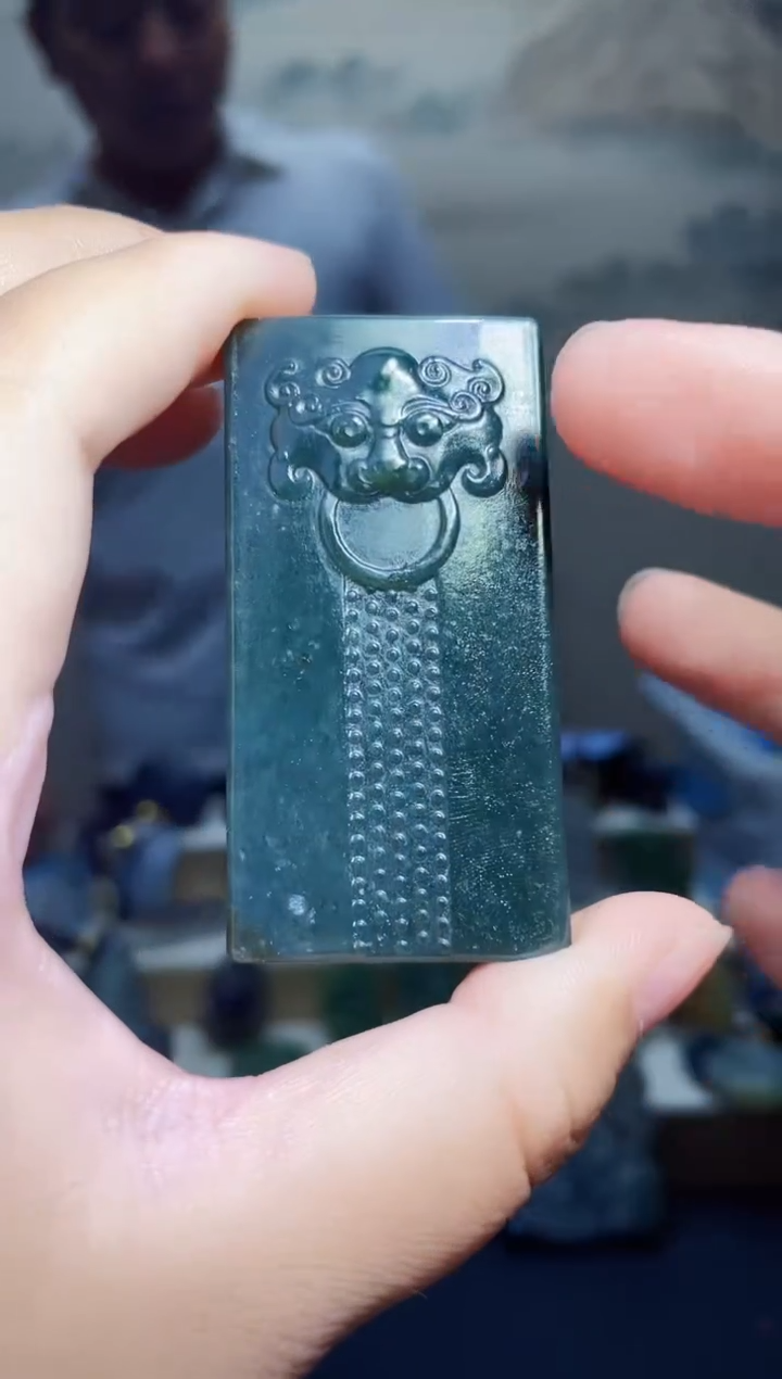 和田玉未镶嵌颈饰1