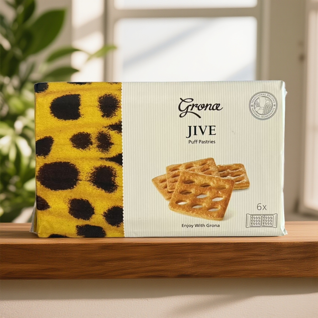 乌克兰进口黄油饼干千层薄脆饼干巧克力榛子夹心饼干