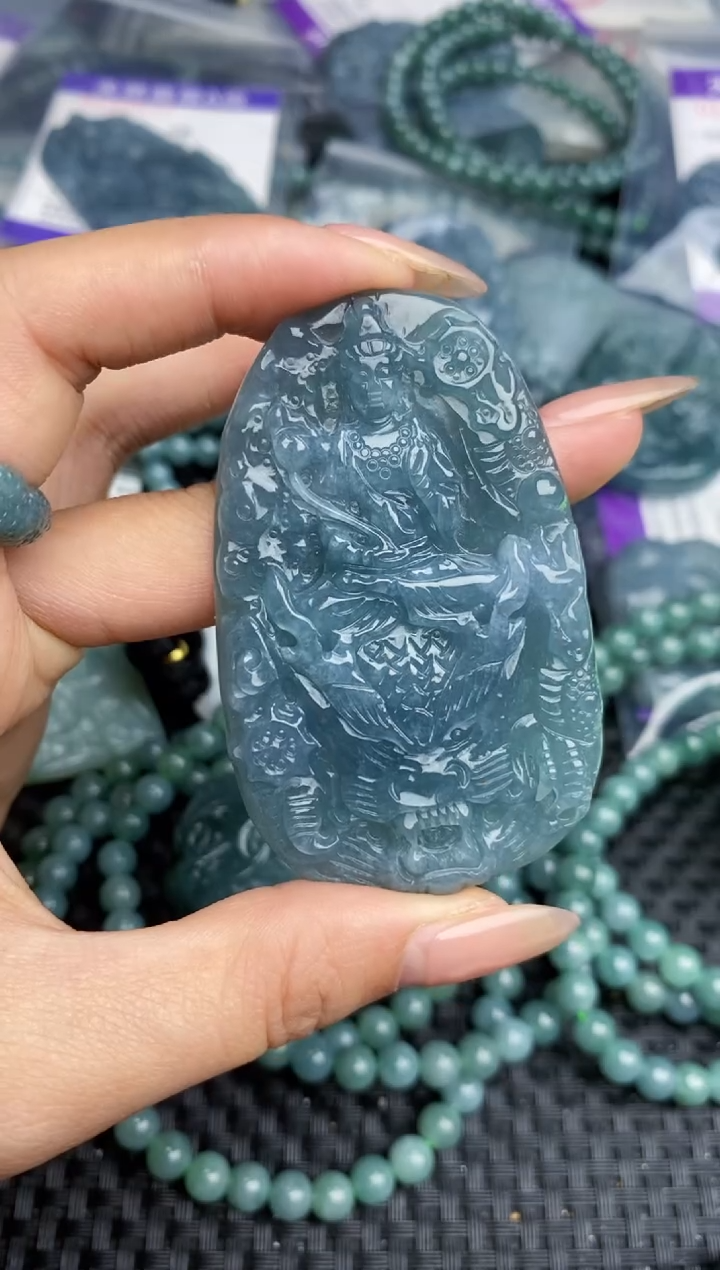 【闪购商品】翡翠颈饰未镶嵌1111111111