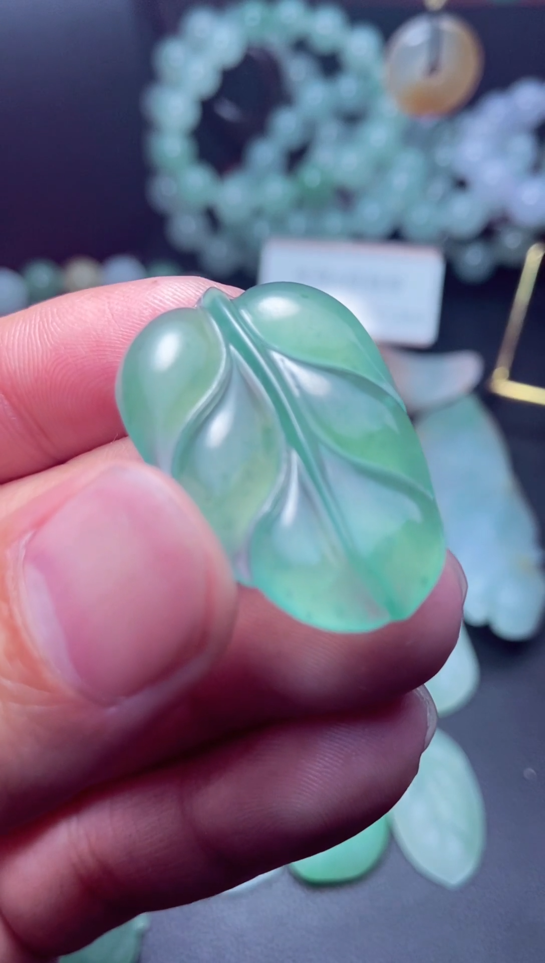 未镶嵌定制翡翠S***y未镶嵌定制翡翠a货翡翠