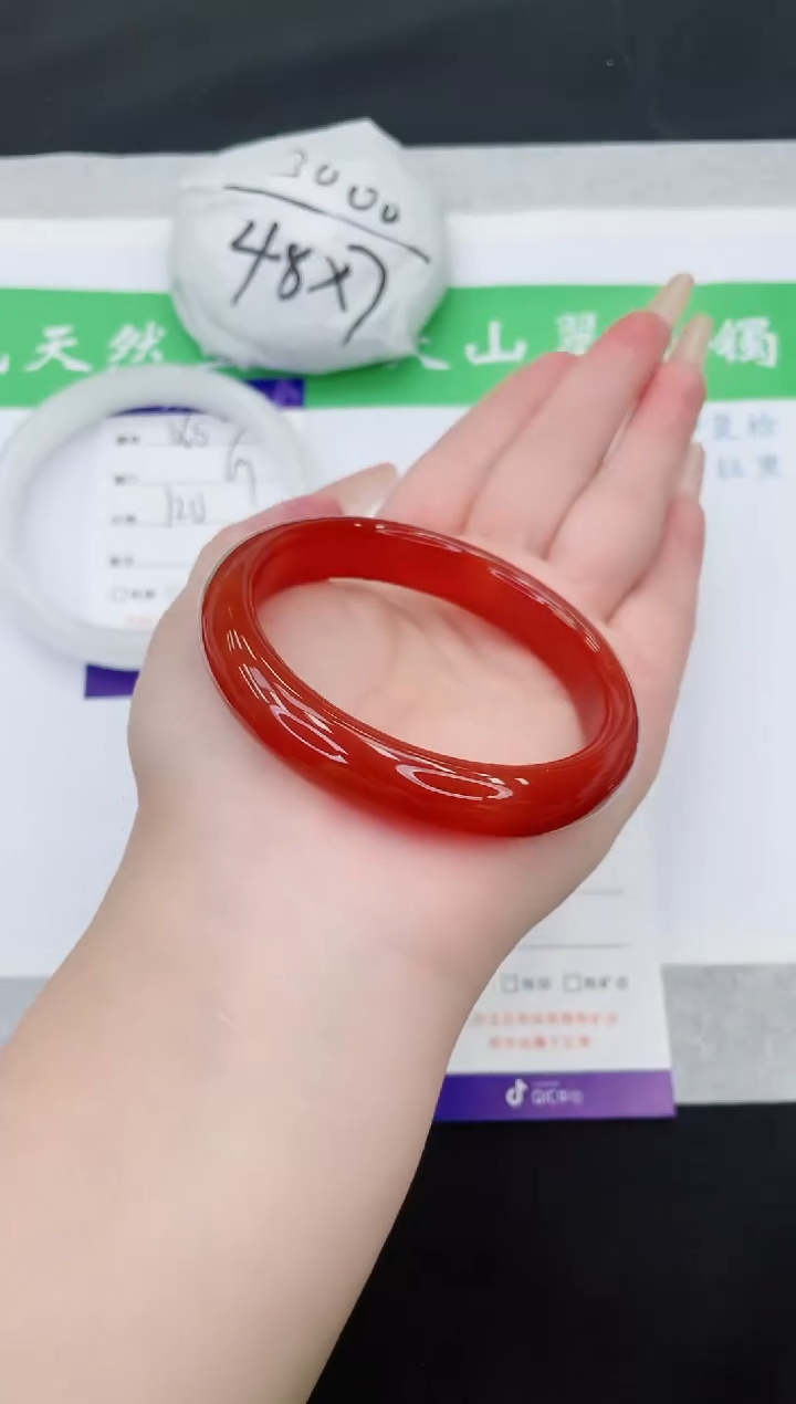 【闪购商品】石英质玉手镯未镶嵌M366-57+