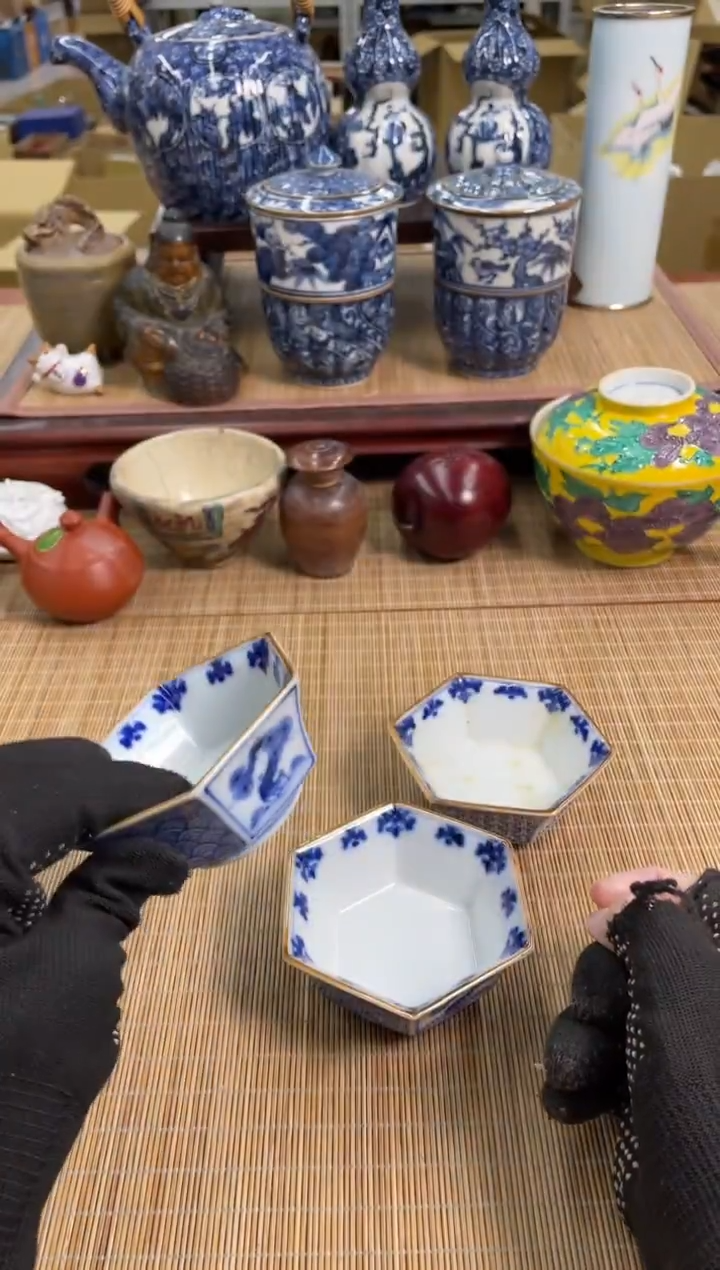 ～****～三个小杯子中古物品谨慎参拍直播链接