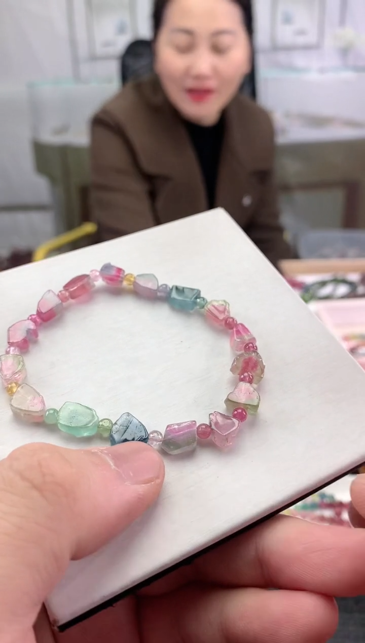 【闪购商品】碧玺手串未镶嵌多样性发一条