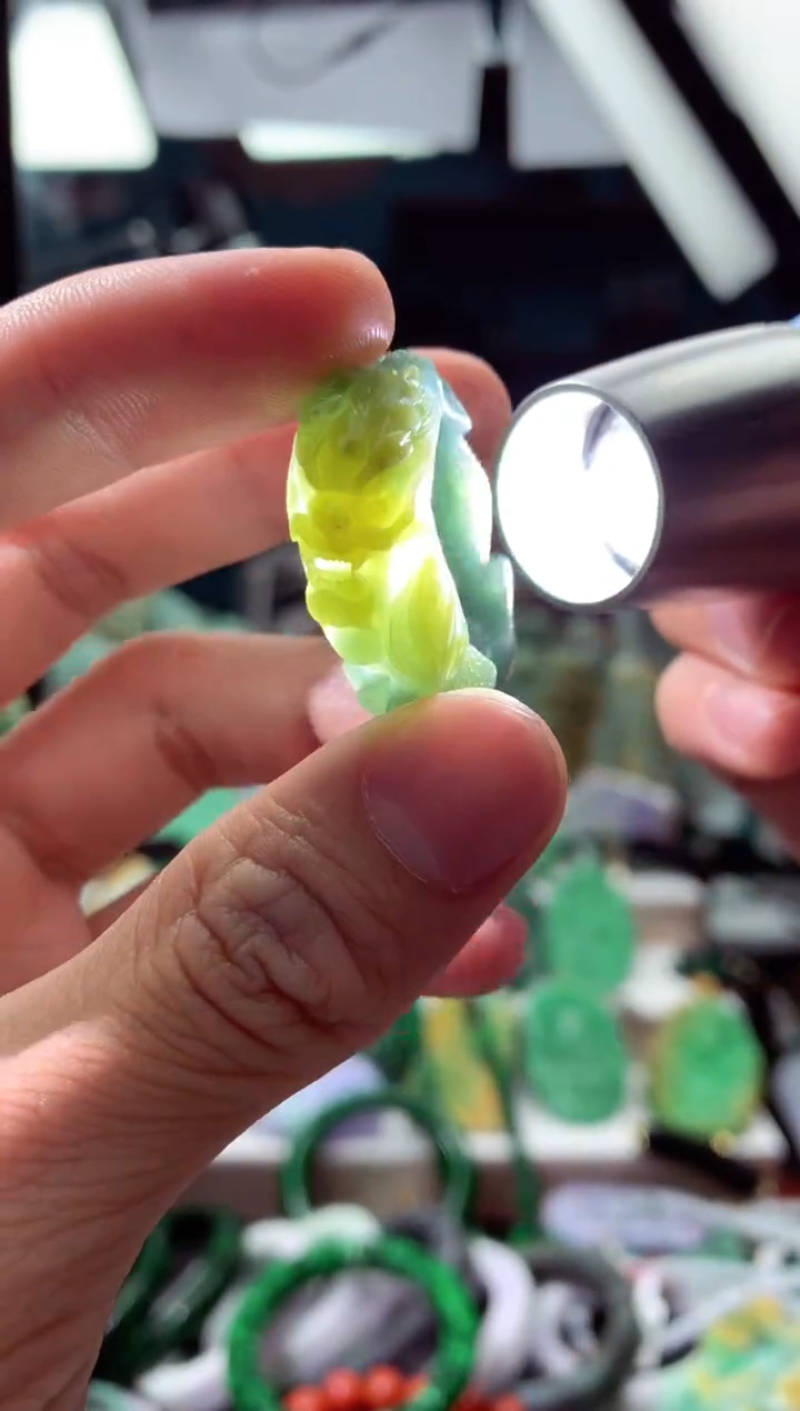 颈饰未镶嵌翡翠天然缅甸翡翠a货