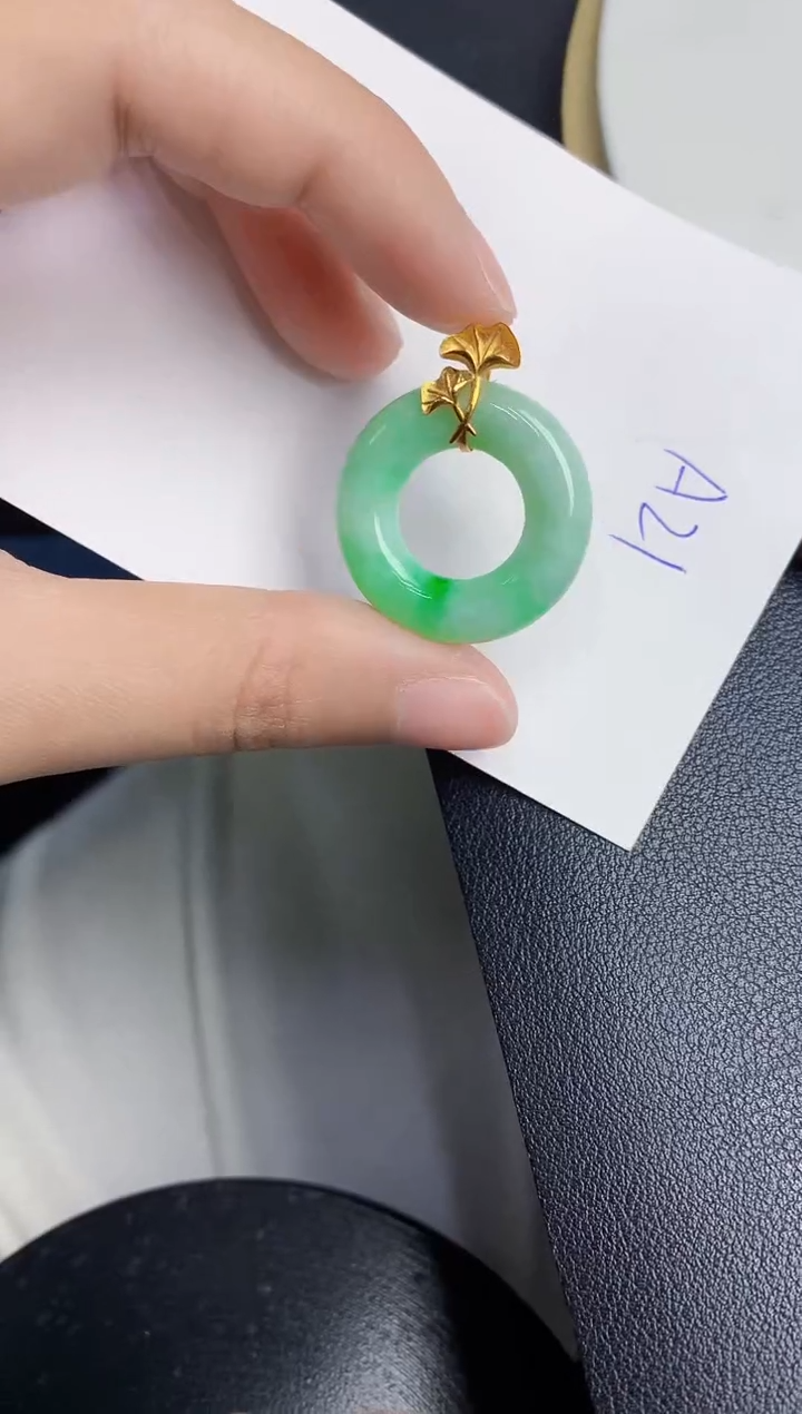 【闪购商品】翡翠颈饰18K金镶嵌000000000