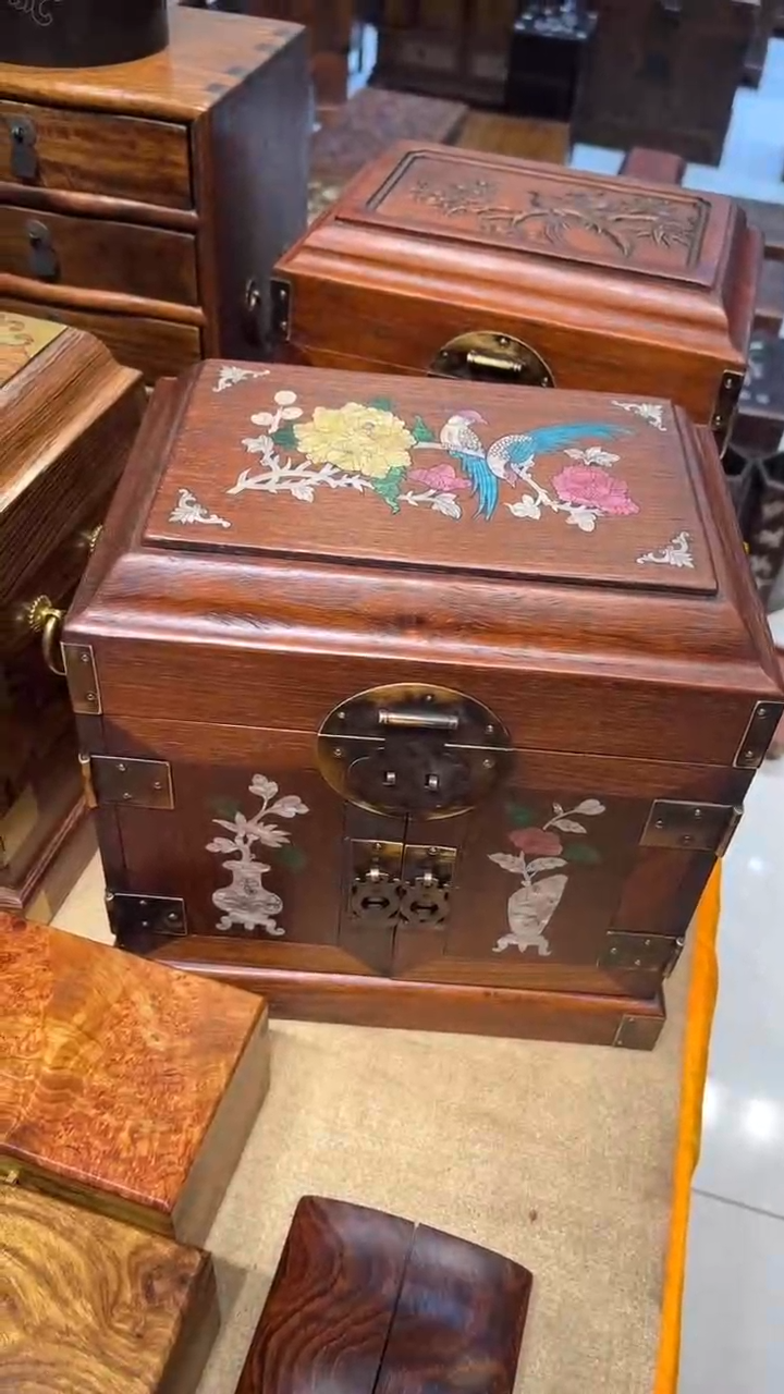 【闪购商品】木锦上添花螺钿官箱