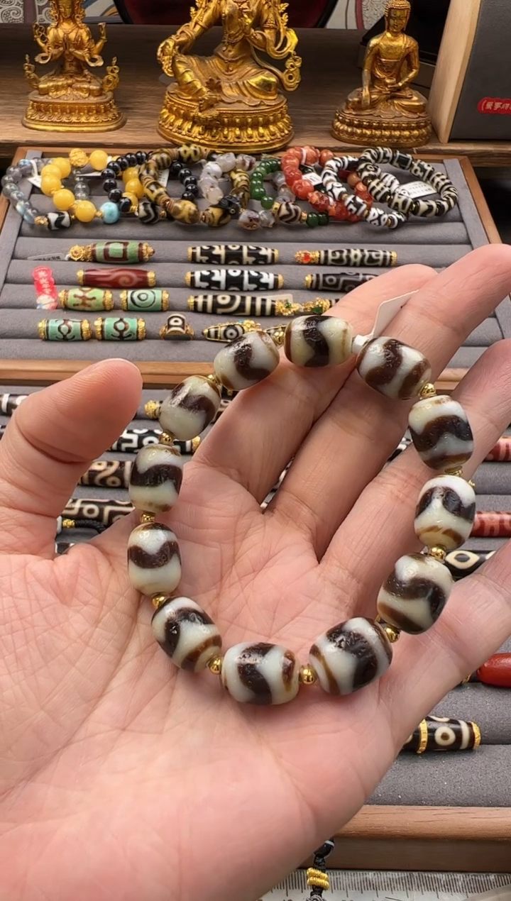 【闪购商品】玛瑙挂件18K金镶嵌手饰