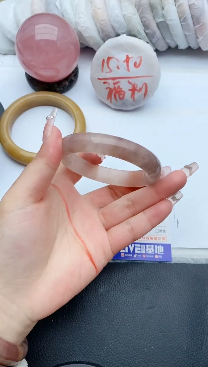 【闪购商品】石英质玉手镯未镶嵌G256+60/61