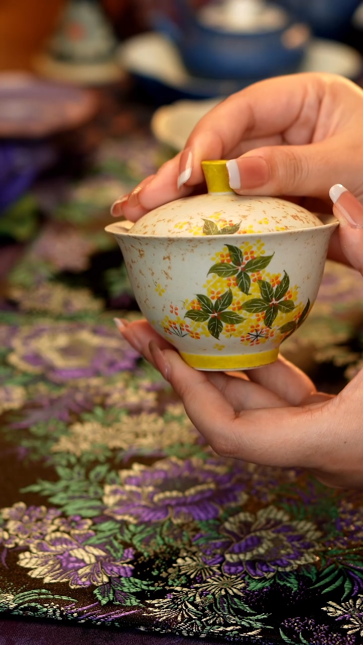 焦糖桂花盖碗·········