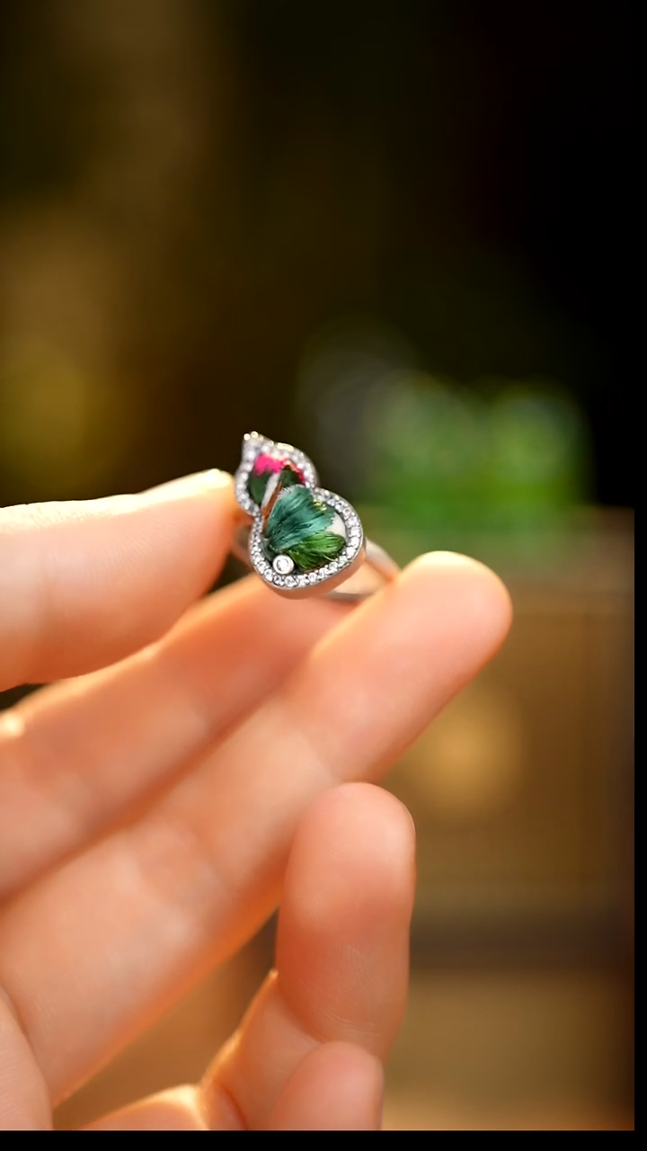 刺绣私人定制苗族手工E459