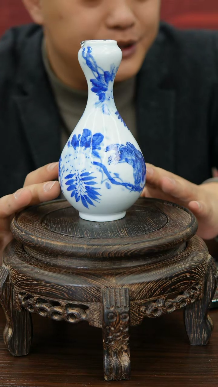 【闪购商品】010函夏非遗崔可辉青花雏鹰蒜头瓶