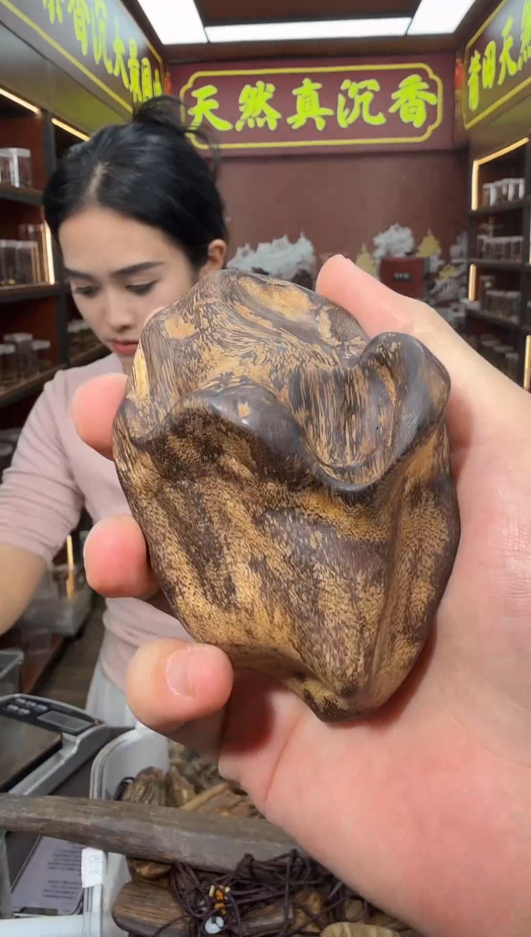 沉香吊坠喜****伍323号达拉干多样性发一