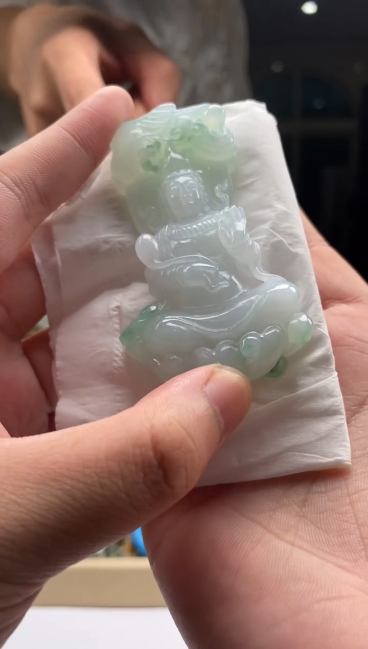 翡翠未镶嵌颈饰天然翡翠