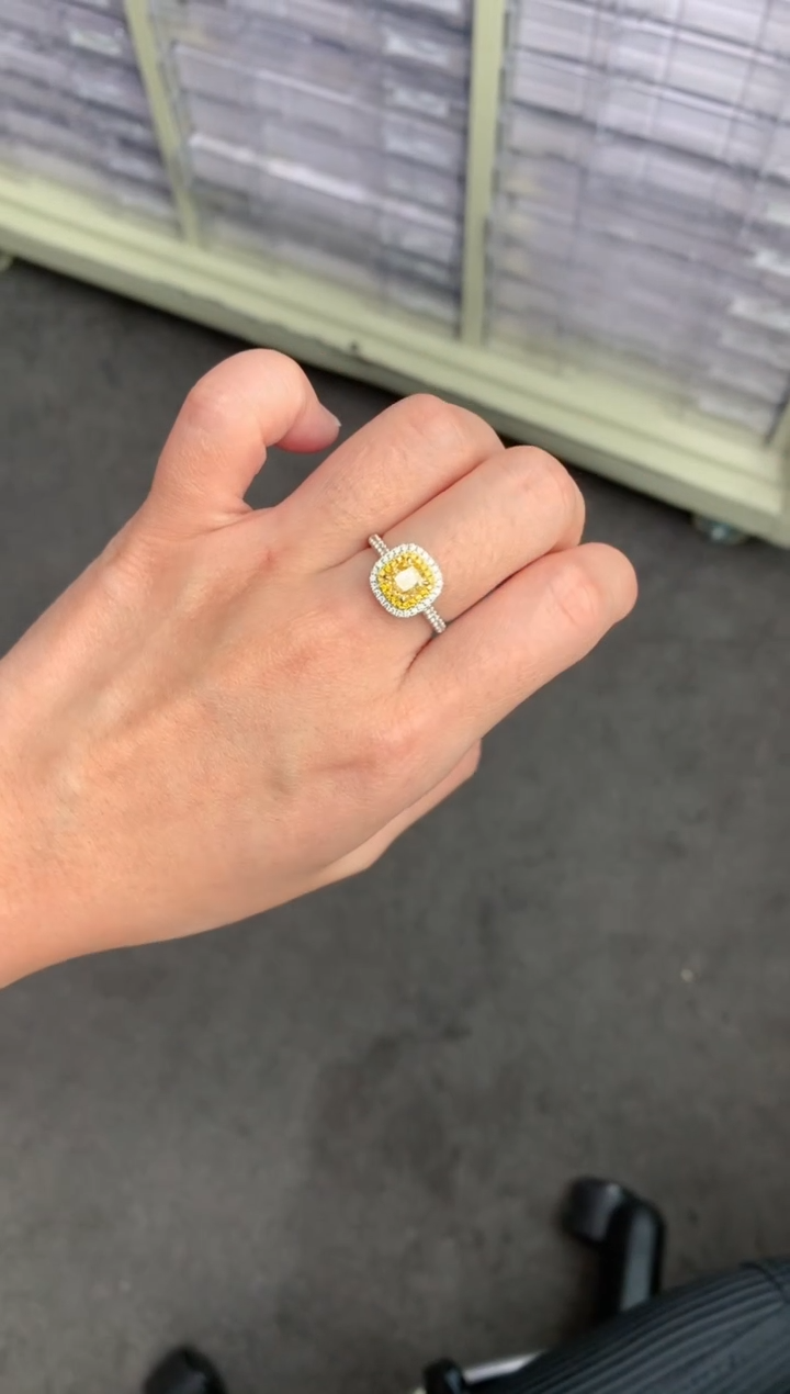 【闪购商品】钻石戒指/指环18K金镶嵌1ct黄钻戒指