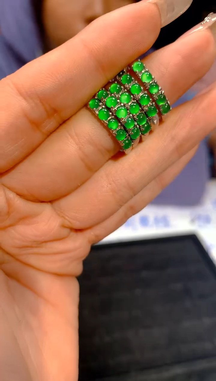 【闪购商品】定制翡翠未镶嵌111定制翡翠 多样性发货（发其一）