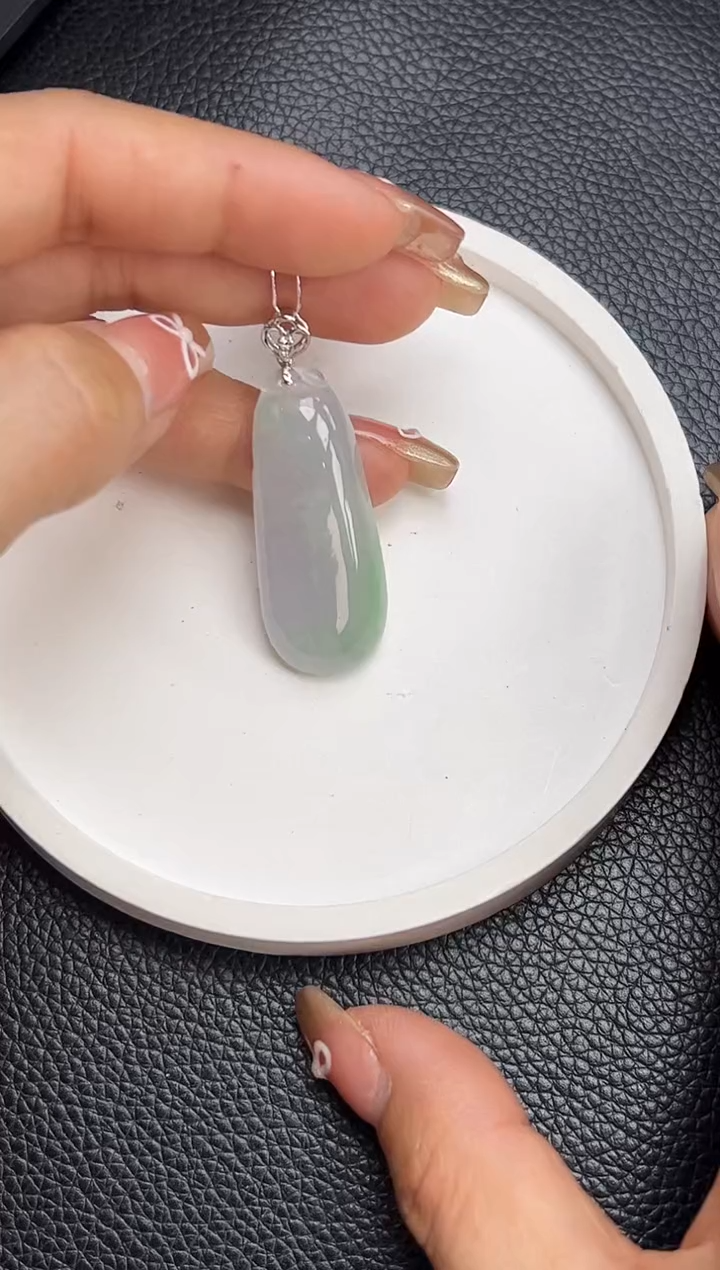 【闪购商品】翡翠颈饰18K金镶嵌YM1134-2 福瓜