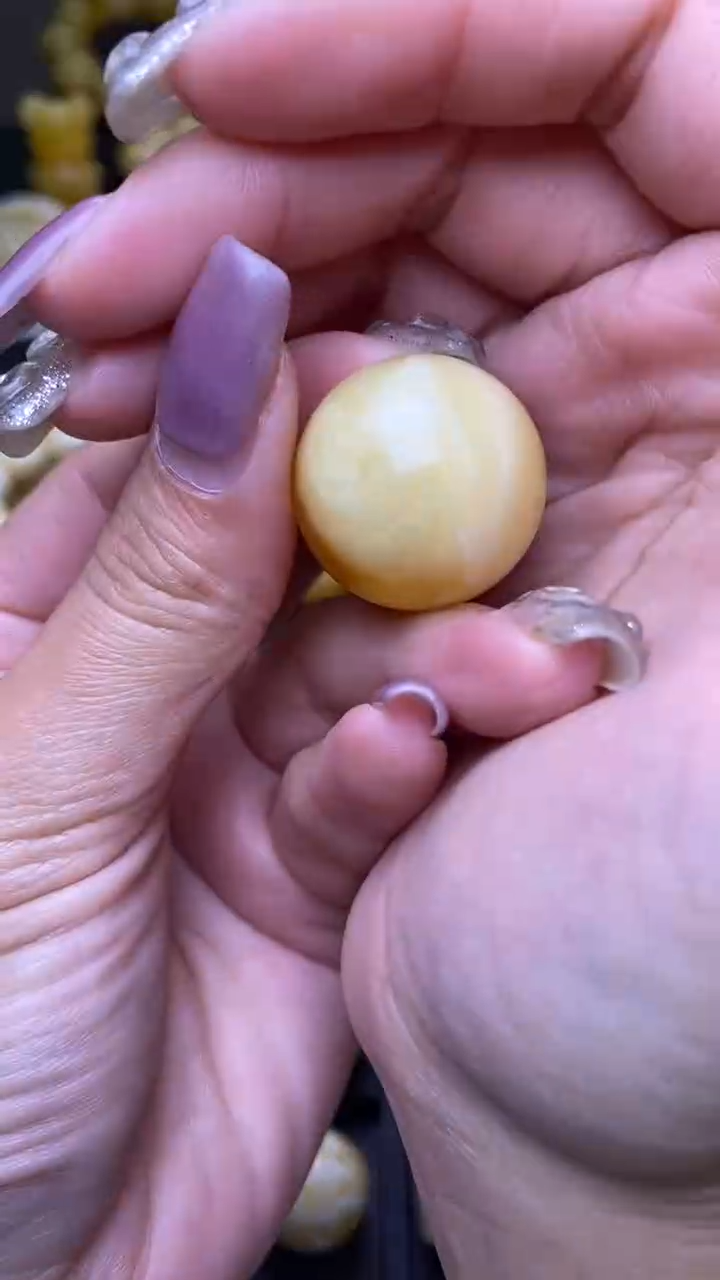 【闪购商品】琥珀裸石未镶嵌葵. 32