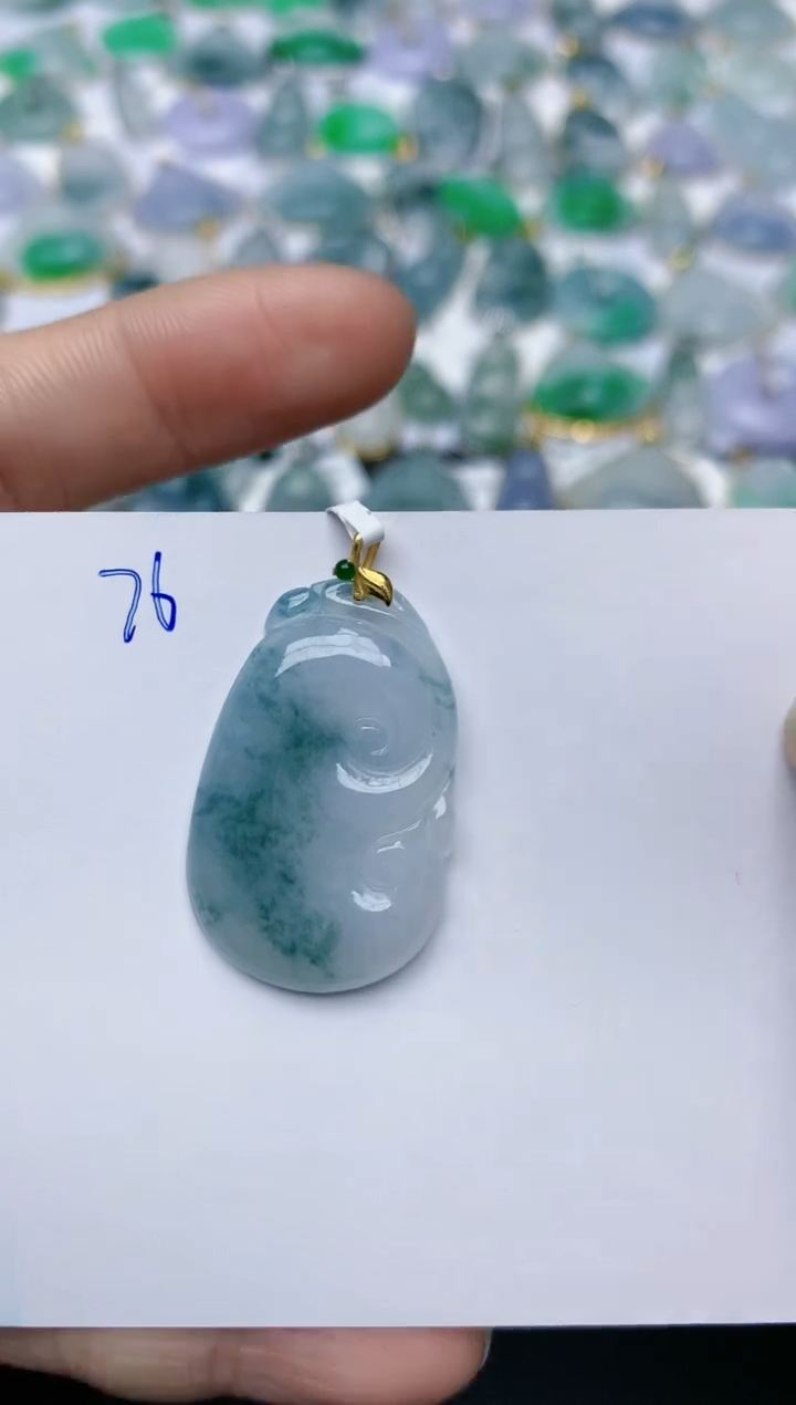 【闪购商品】翡翠颈饰18K金镶嵌天然翡翠A货    76
