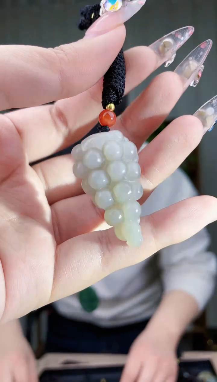 【闪购商品】和田玉挂件未镶嵌拍一发一，多样性发货！