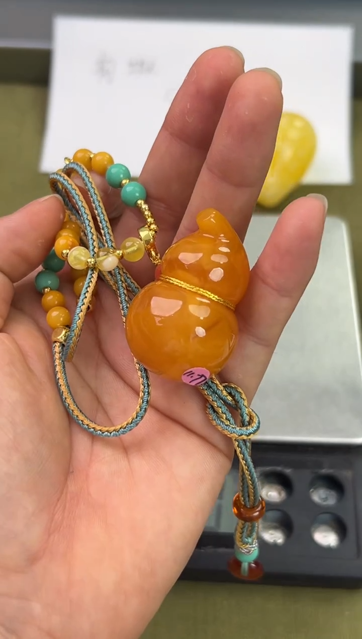 裸石琥珀未镶嵌琥珀蜜蜡吊坠