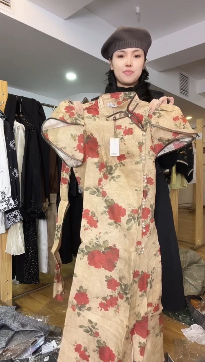 XL码      115-125斤   裙子