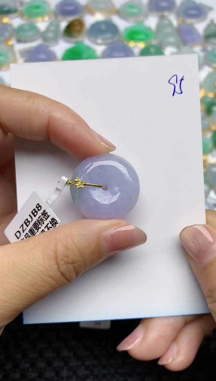 【闪购商品】翡翠颈饰18K金镶嵌天然A货翡翠 95