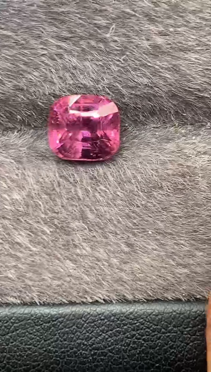 【闪购商品】定制尖晶石裸石未镶嵌枕型 丁香色调尖晶石 2.11ct