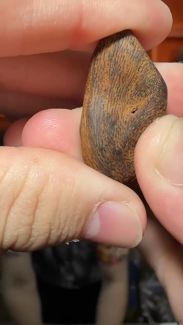 沉香吊坠97号沉水挂件多样性发一