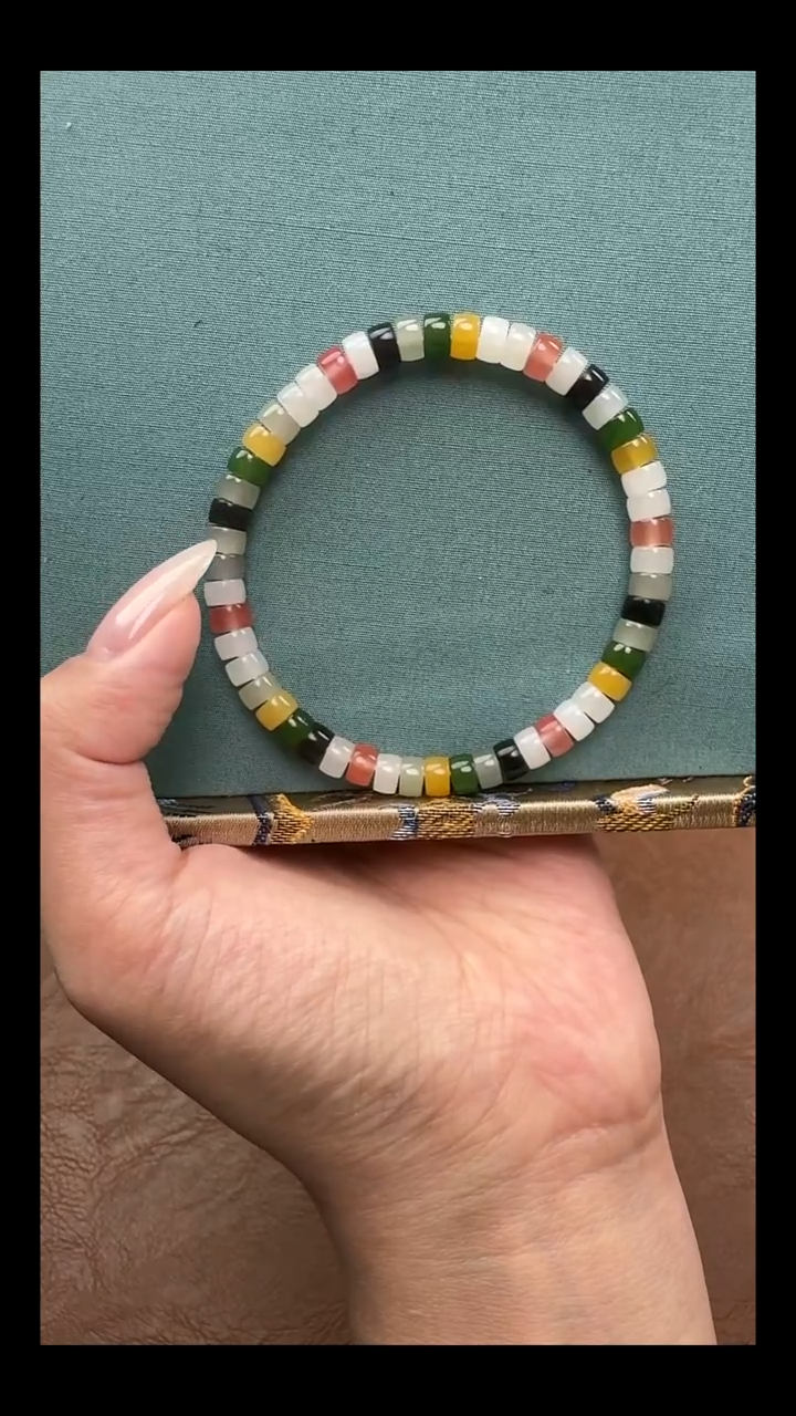 未镶嵌手链和田玉和田玉多宝卡6药片