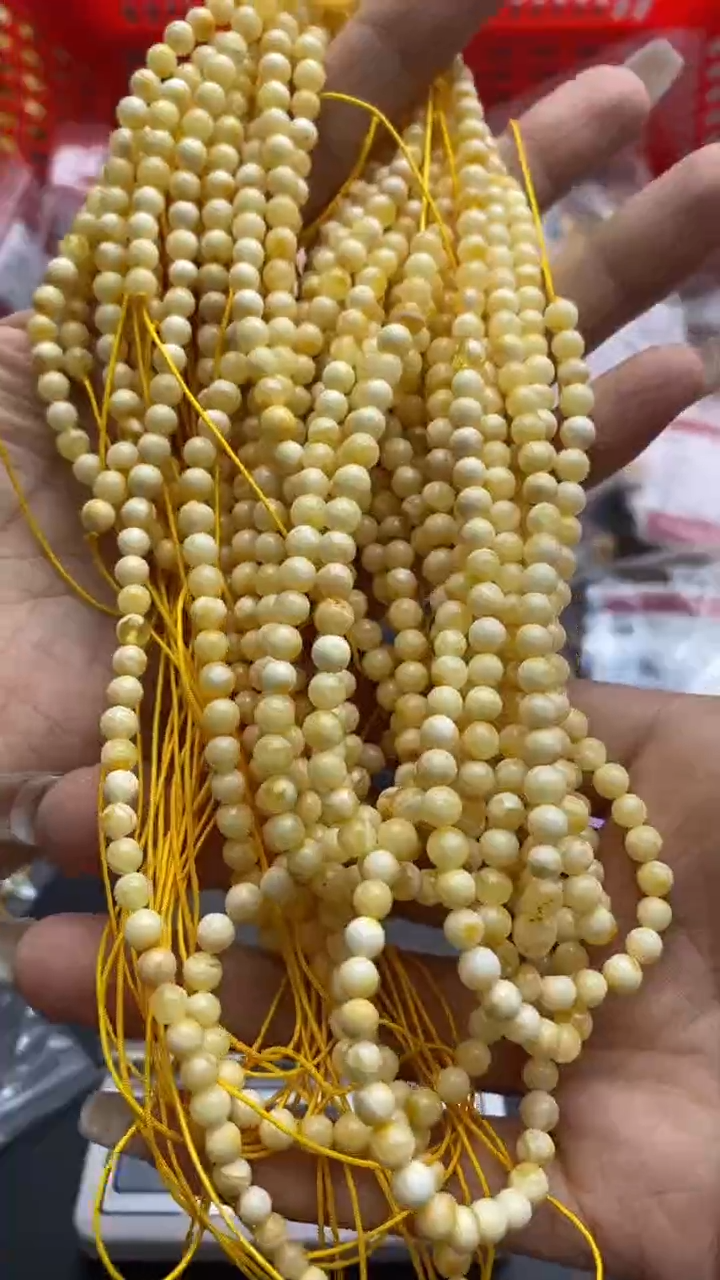 未镶嵌琥珀珠宝奇石2761多样性发其一