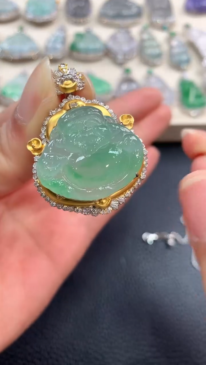 【闪购商品】翡翠吊坠(不含链)18K金镶嵌n41       