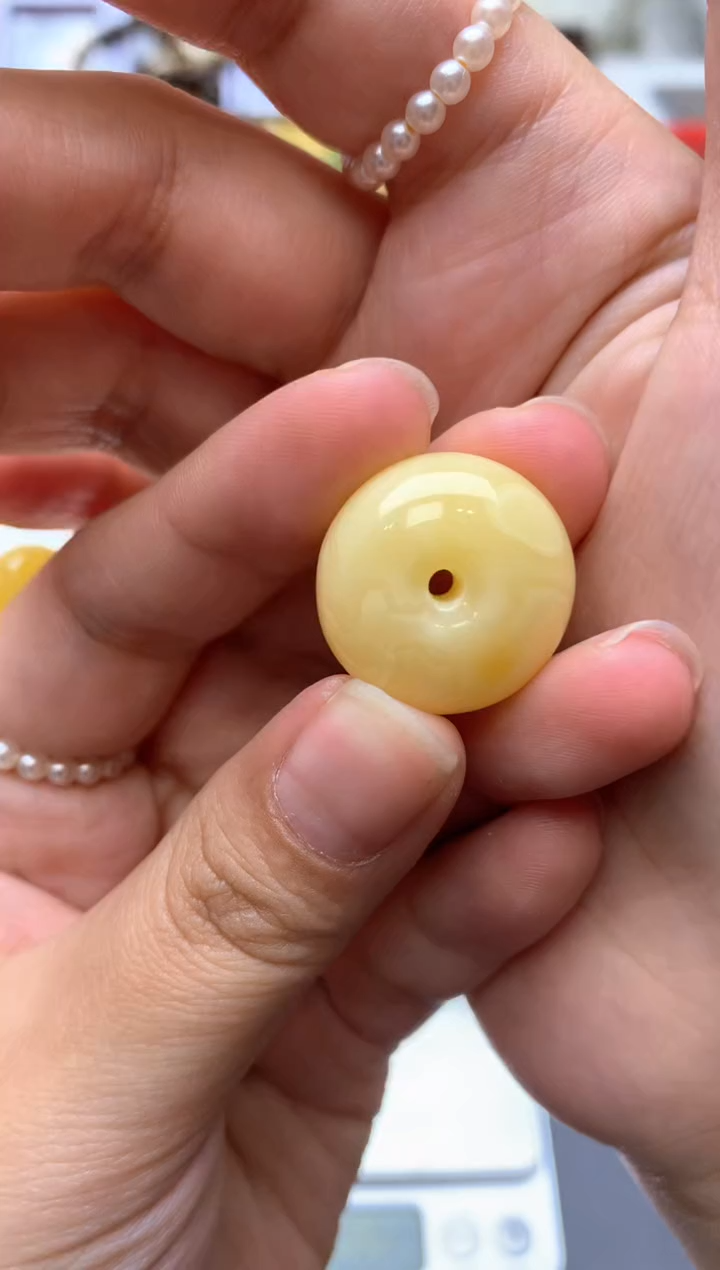 【闪购商品】琥珀珠宝奇石未镶嵌066琥珀蜜蜡花粉有纹小坑介意勿拍