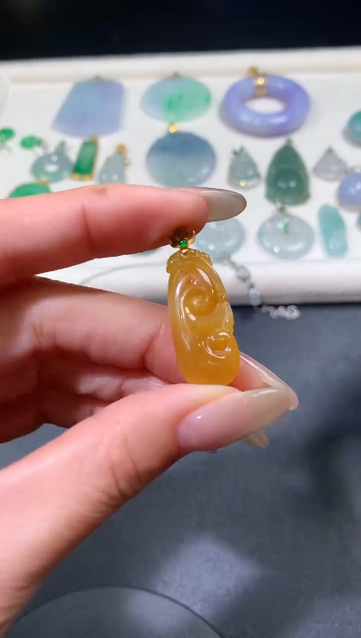 吊坠(不含链)18K金镶嵌翡翠翡翠