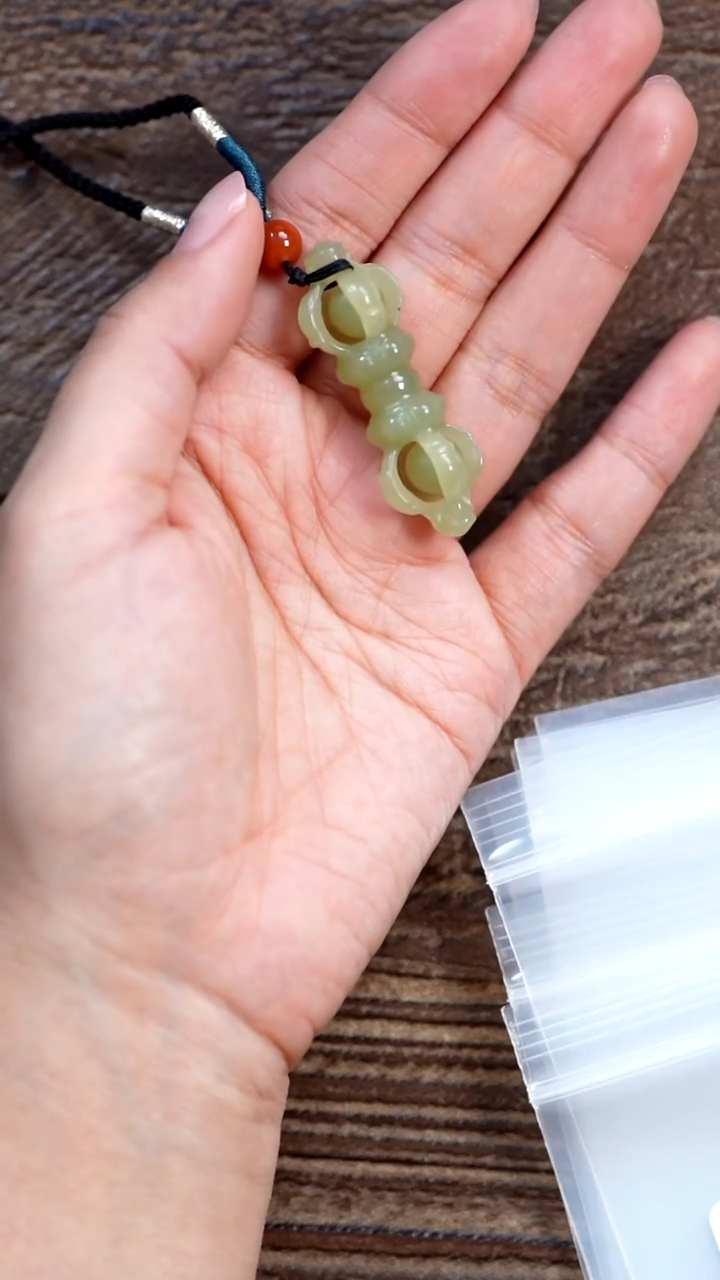 未镶嵌和田玉挂件LUCS-92