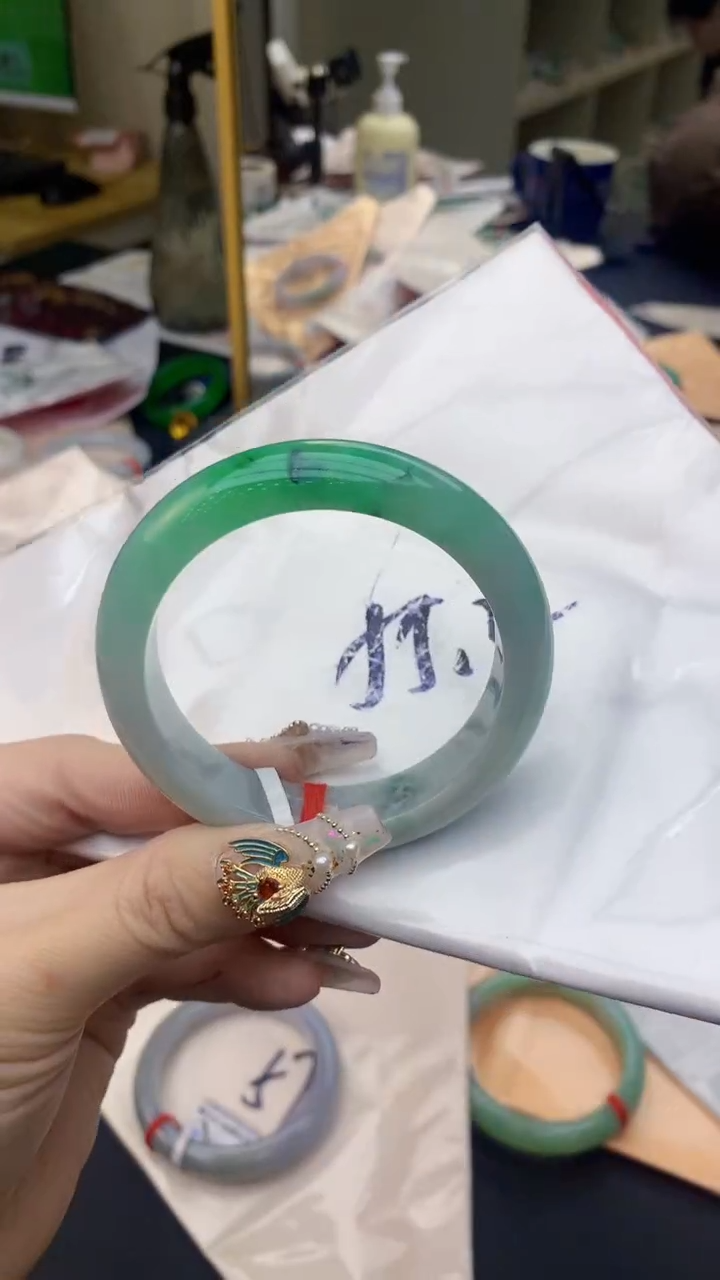 【闪购商品】翡翠手镯未镶嵌0045408699