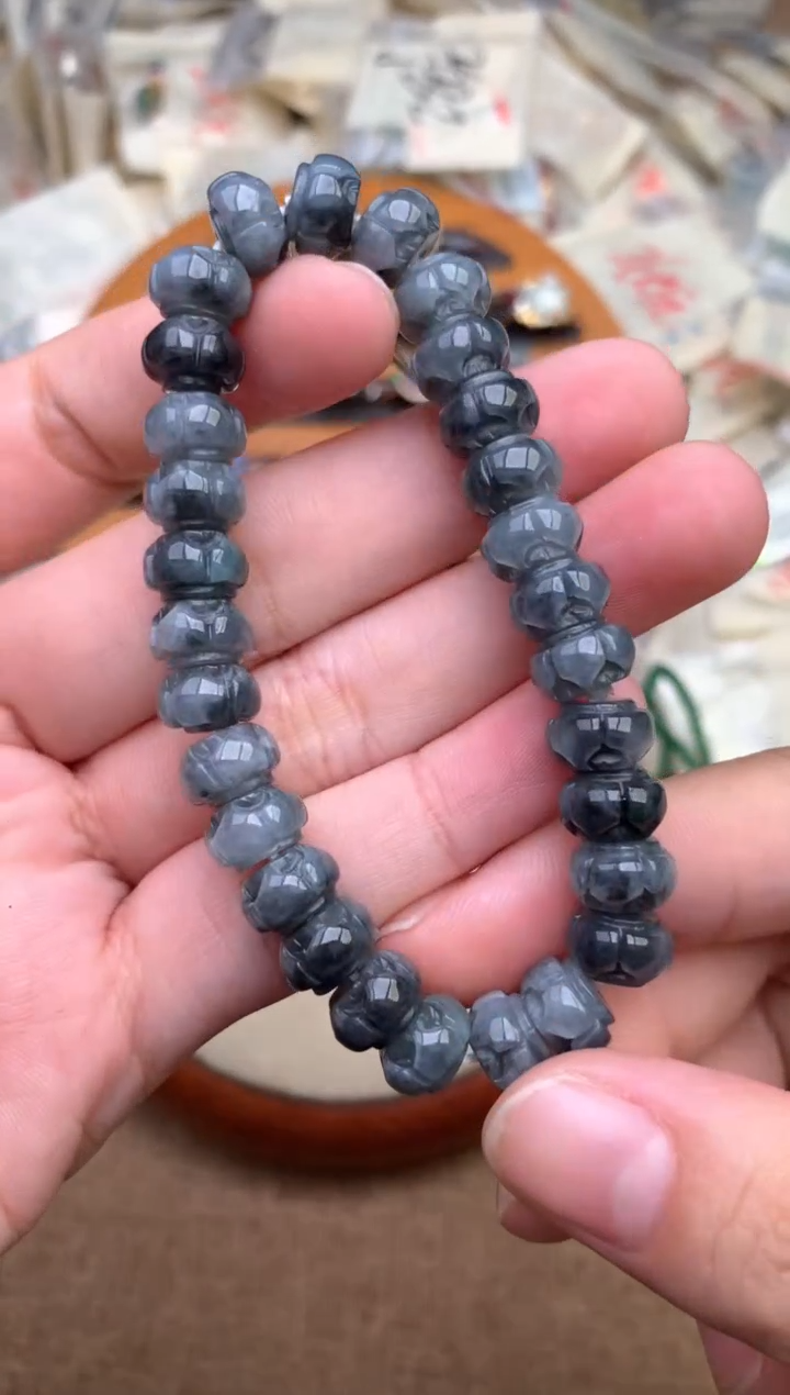 未镶嵌挂件翡翠一