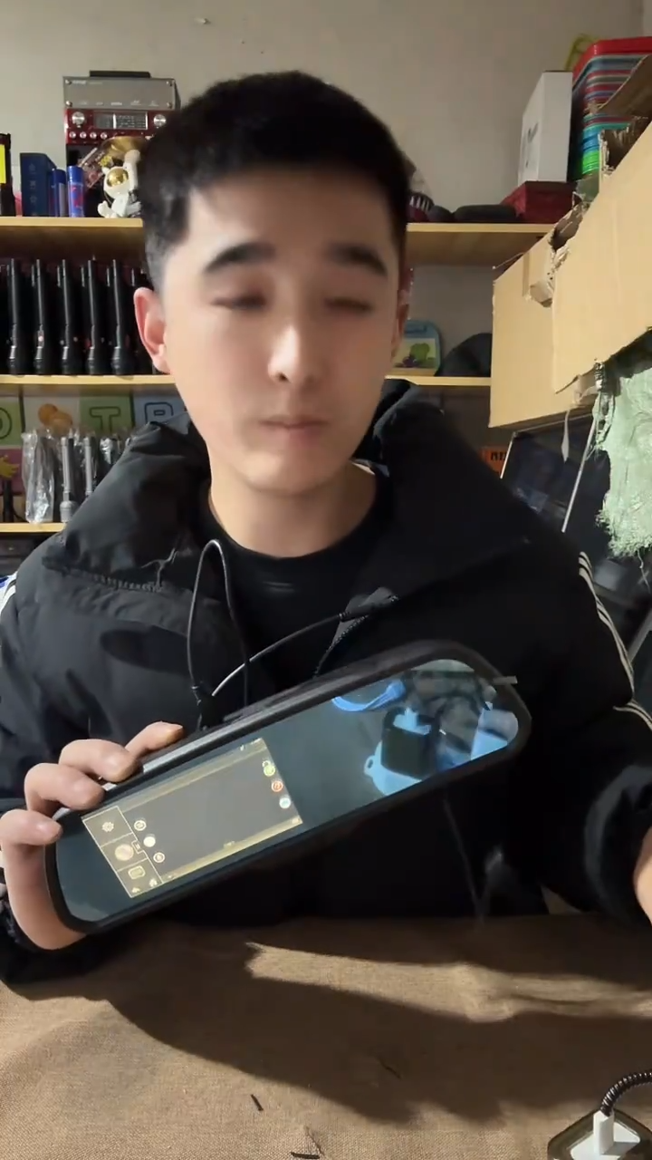 行车记录仪按坏的处理没有架子介意勿拍