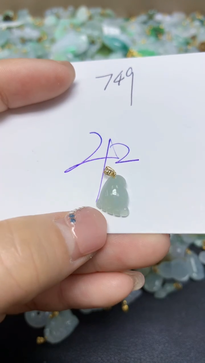 【闪购商品】翡翠挂件18K金镶嵌 天然翡翠A货