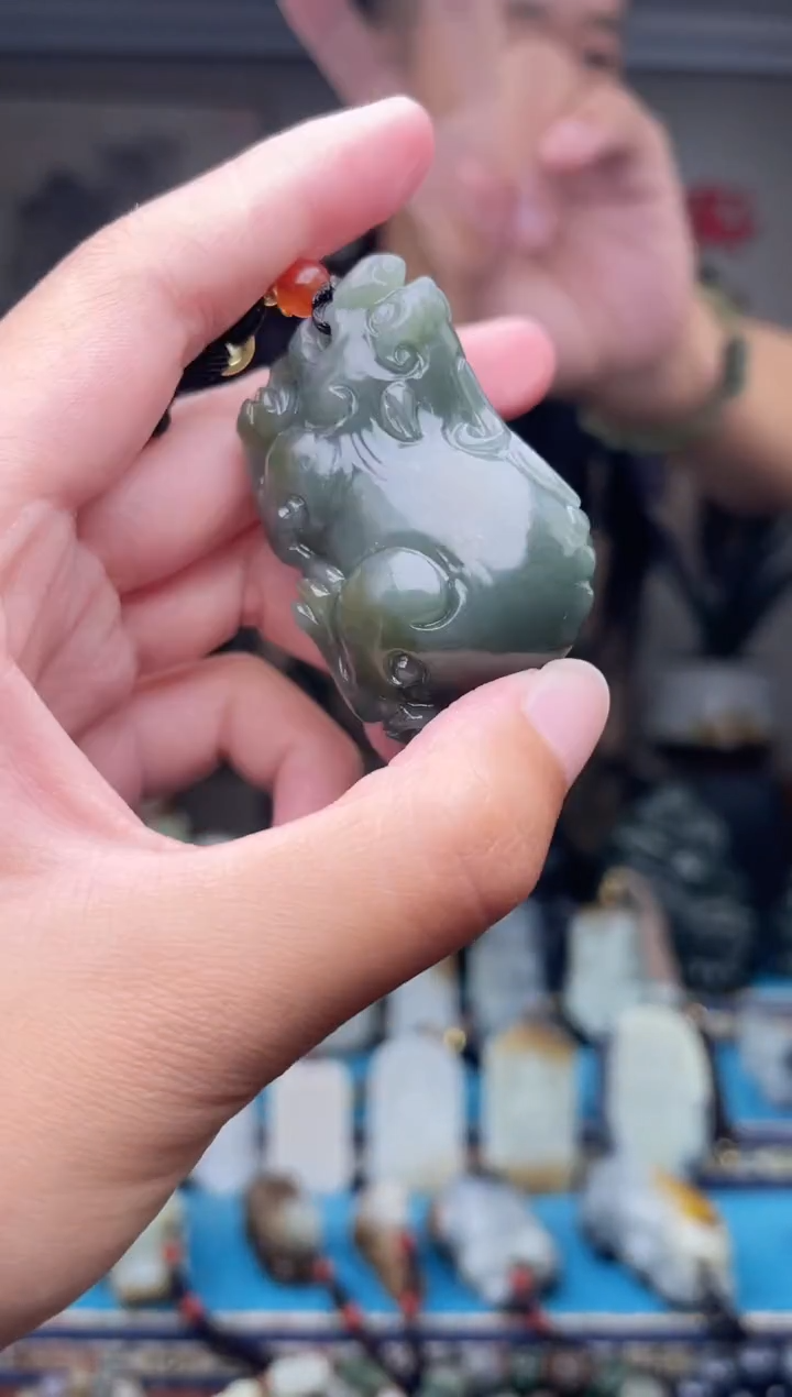 和田玉未镶嵌挂件1