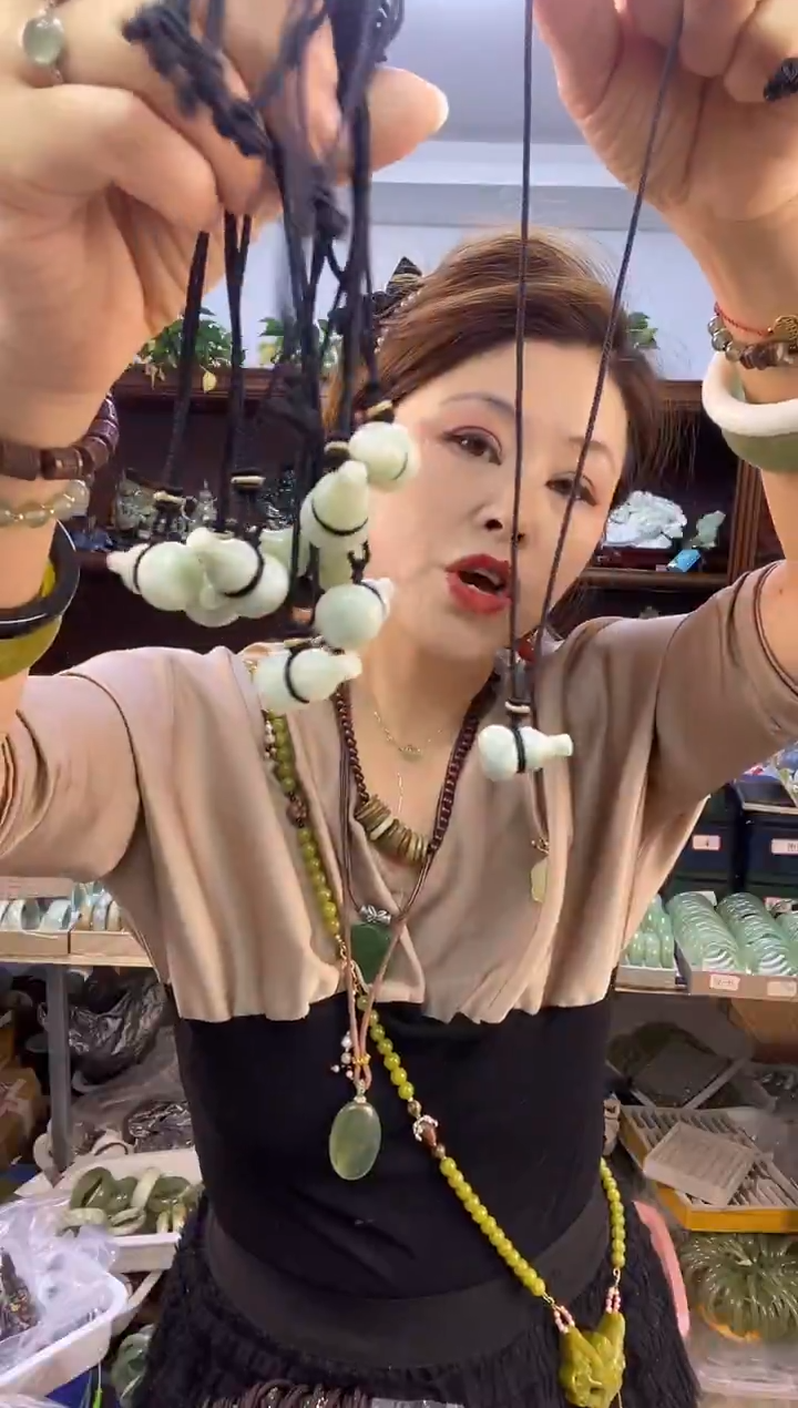 未镶嵌蛇纹石玉葫芦多样性随机发一