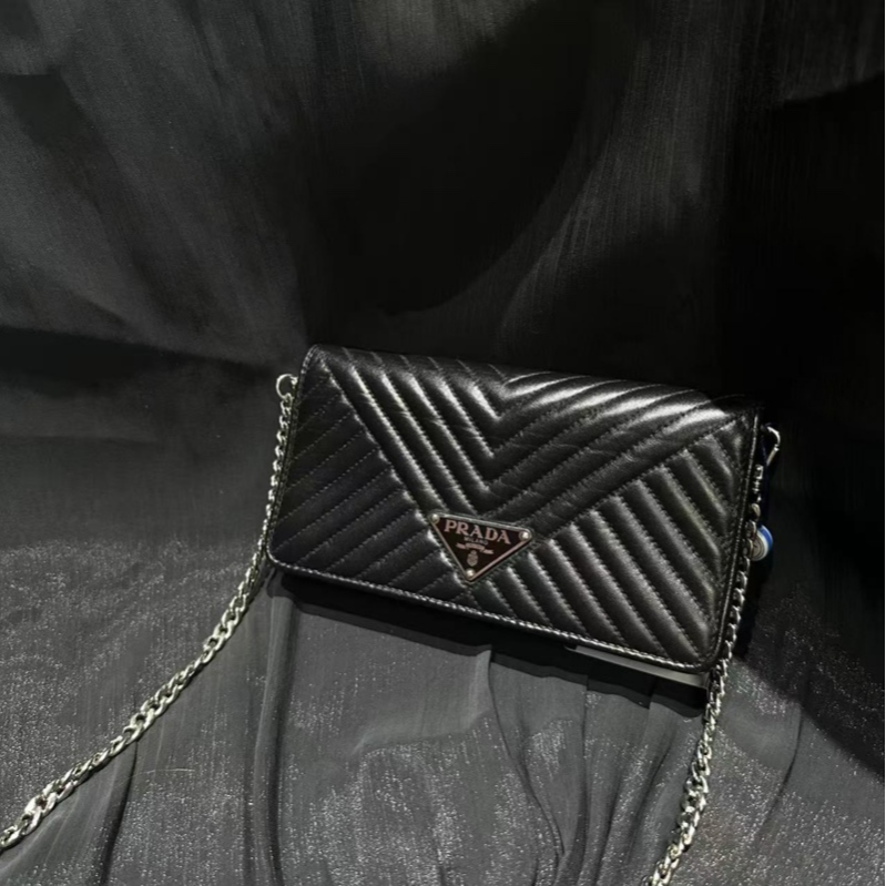 95新 Prada/普拉达 乱乱子中古/女士/单肩包/102299